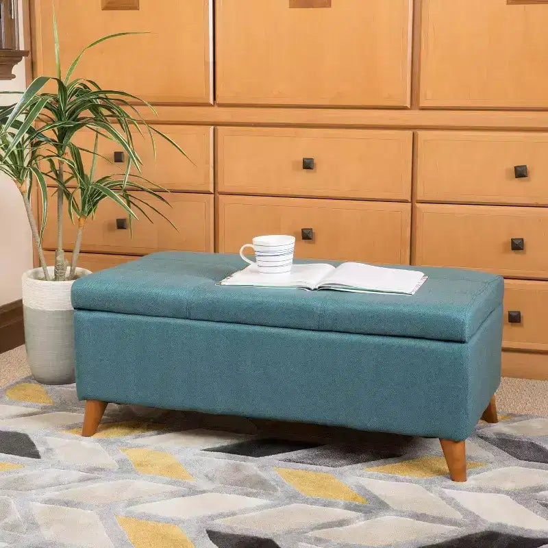 Pouf/Contenitore con Bottoni e Gambe in Legno Massello – Coperchio con Cerniere