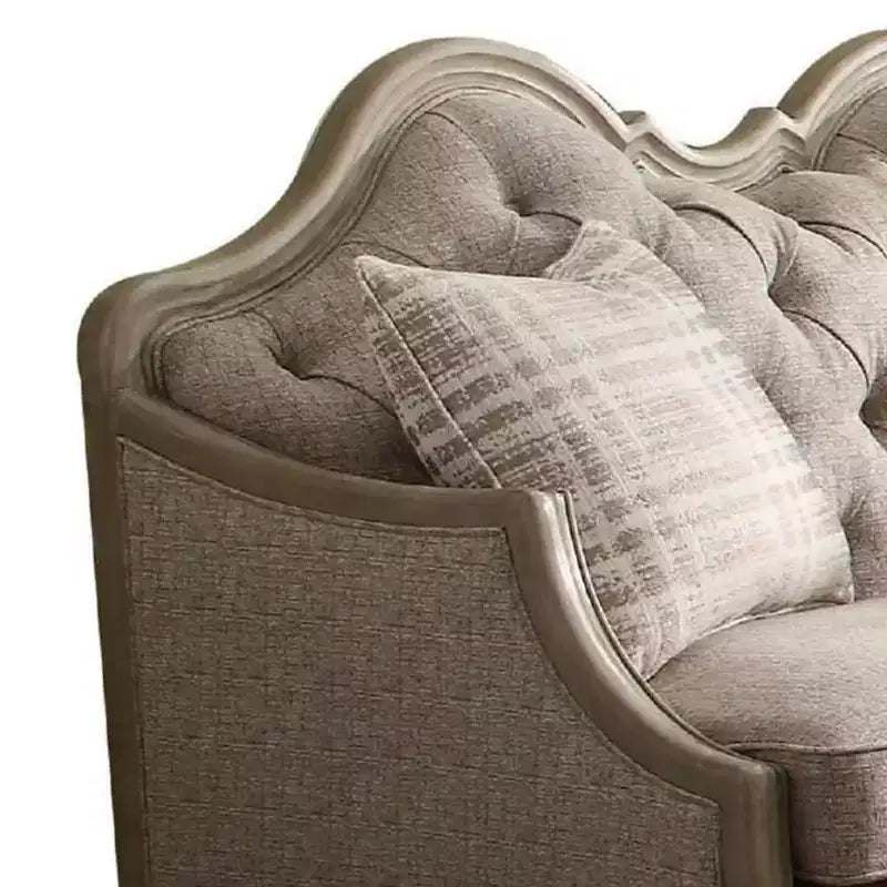 Divano in tessuto Chelmsford Beige – Finitura tortora antico