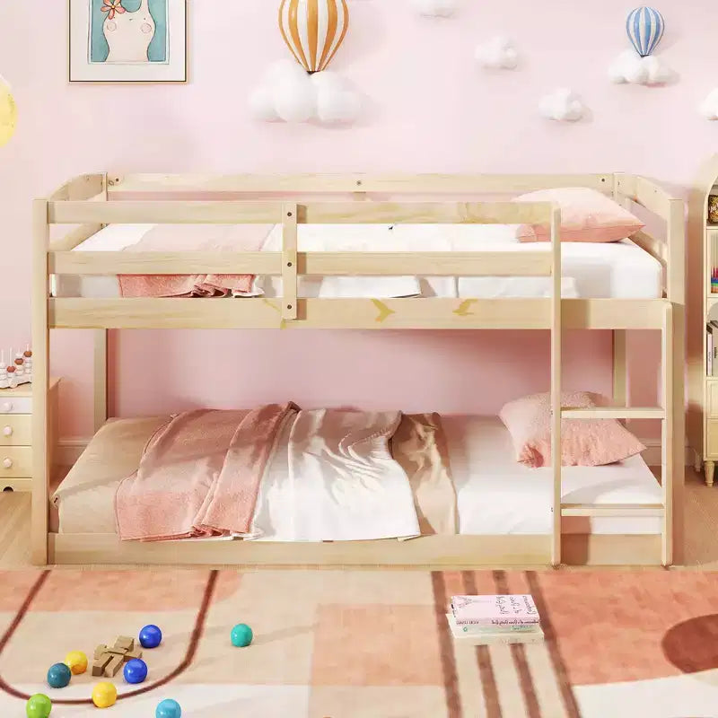 Costway Letto a Castello Basso Doppio con Sponde, Scala Integrata, in Legno per Bambini, Grigio/Bianco/Beige/Rosa